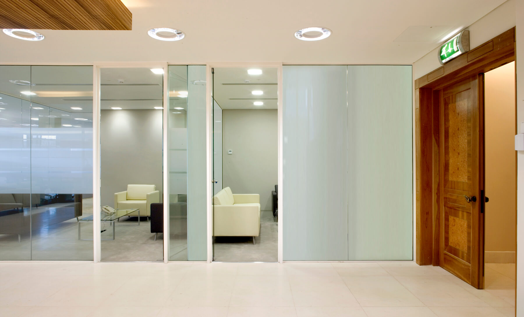 SwitchGlass | Switchable Glass- Komfort